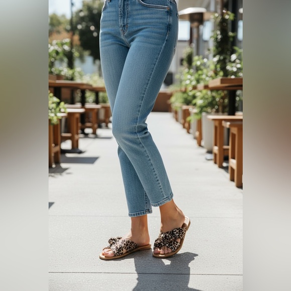 NIB Women’s Leopard Bow Slide Sandals | Qupid | Animal Print Slip-On Shoes - Picture 13 of 15